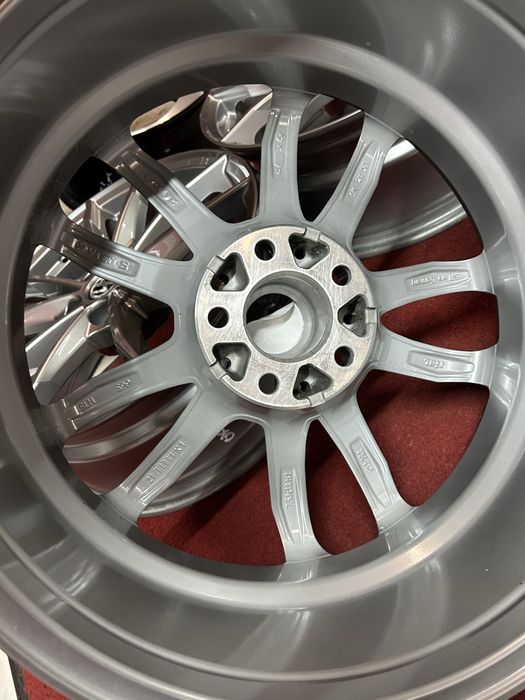 18 цола 5х112 VW Passat Tiguan Audi A4 A5 A6 Q5  Skoda