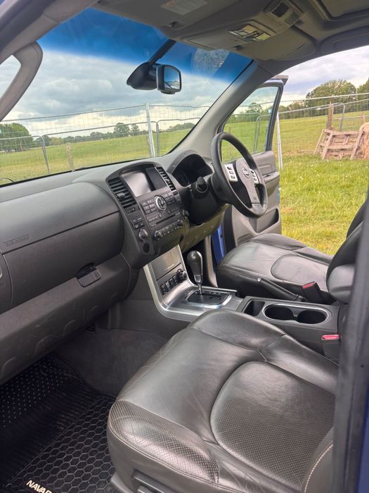 Nissan navara V6 3.0