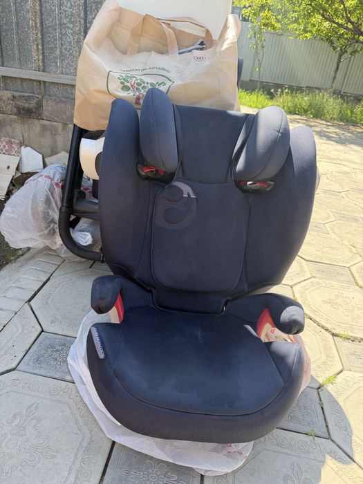 Продам автокресло cybex