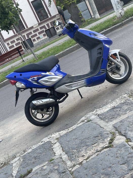 Vand scuter 50 cc in 2 t