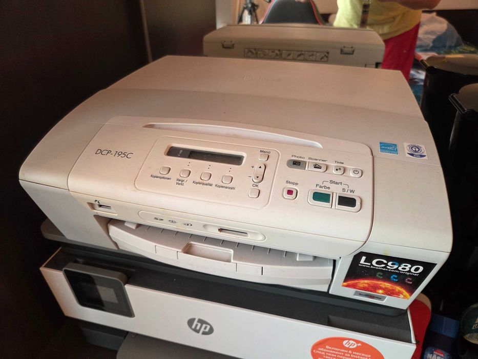Принтер/скенер/копир Brother DCP-195C + тонер