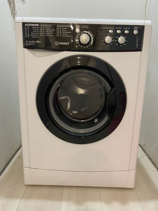Стиральная машина Индезит продается!