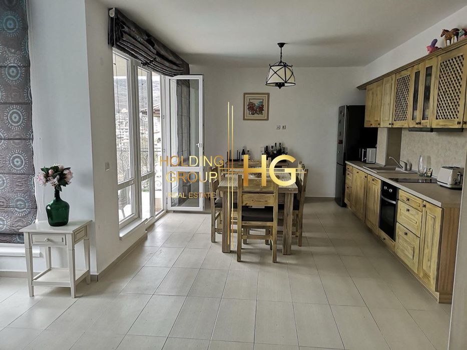 Къща в Добрич, област-гр.Балчик площ 210  кв.м