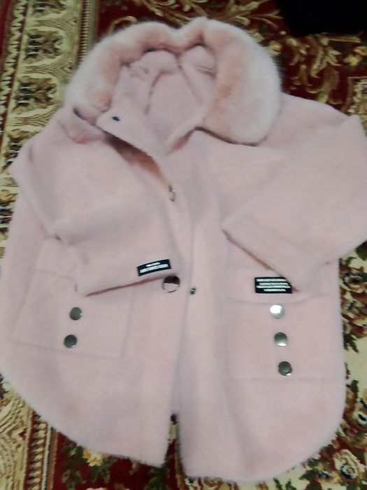 Продам женскую одежду