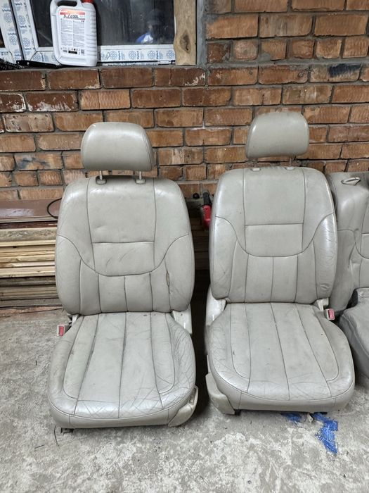 Продаеться сидения