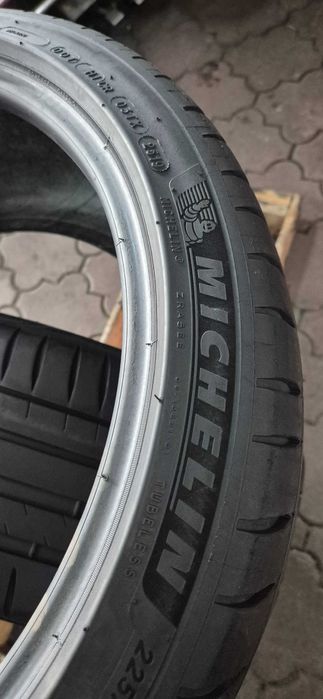 anvelope Michelin,Continental 225/40/18