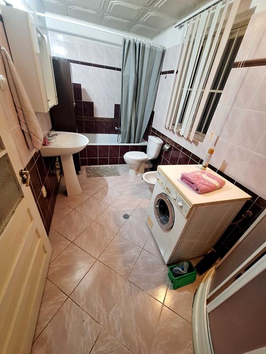 Apartament la casă în Sf.ilie