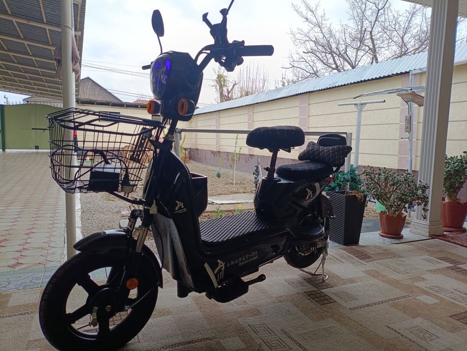 Электроскутер amanat x5