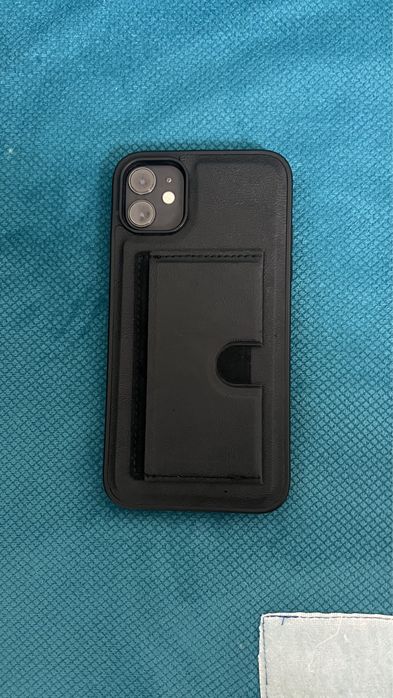 Продам айфон 11