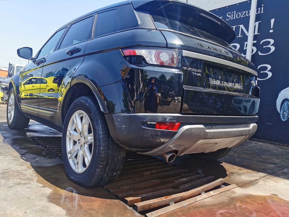 Dezmembrez range rover evoque 2.2 D cod motor 224DT/bara fata evoque ...