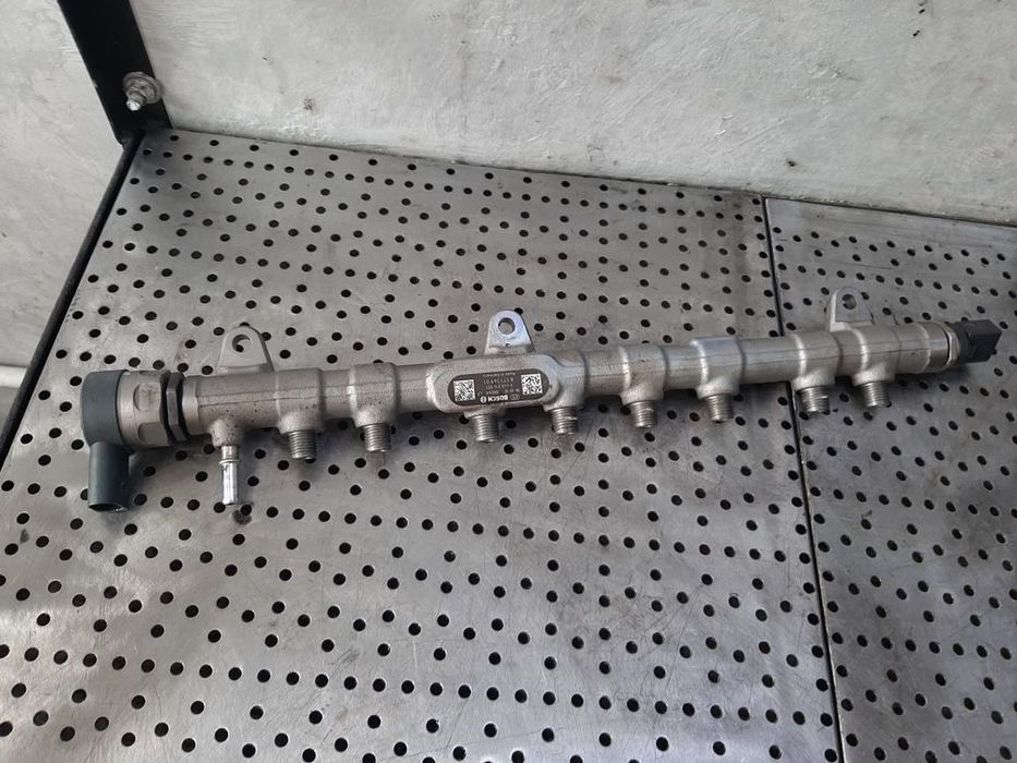 rampa injectoare 3.0 d bmw 7 g11 g12 0445216051  857156901