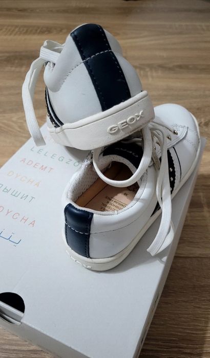 Pantofi sport cu siret Geox mărime 30