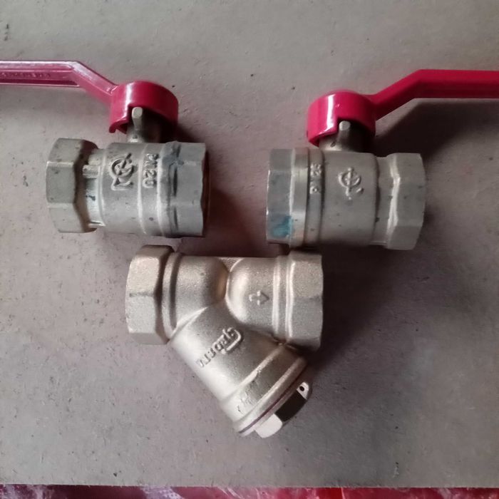 Краны фильтр(отстойник) на 25 латунные новые.