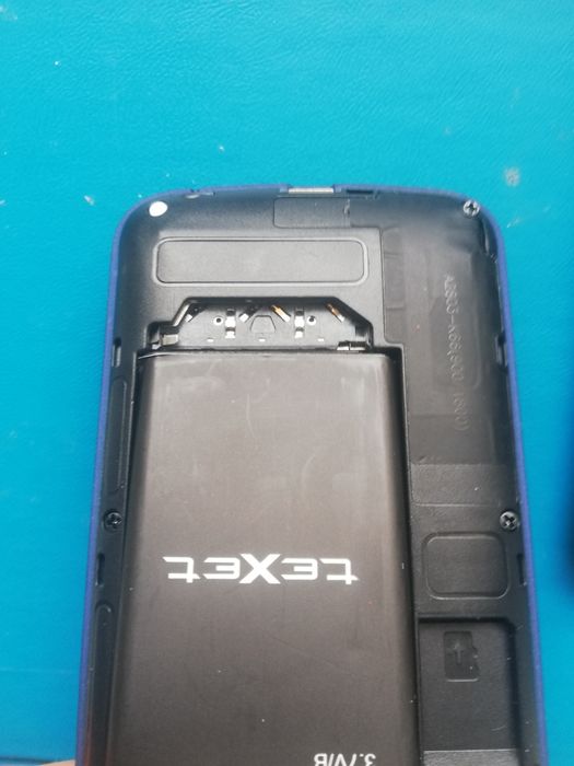 Сотовый телефон 2симочный