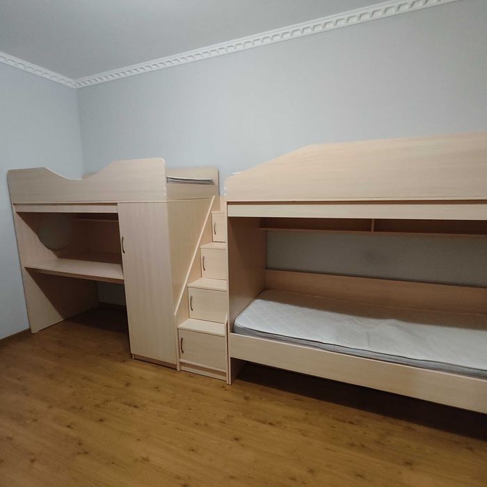 Кровать двухъярусная