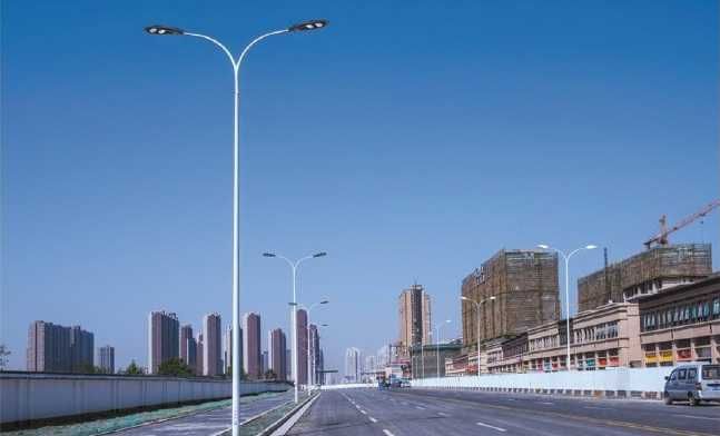 Дорожные уличные опоры, торшеры, столбы, фонари, светильники 20 серия