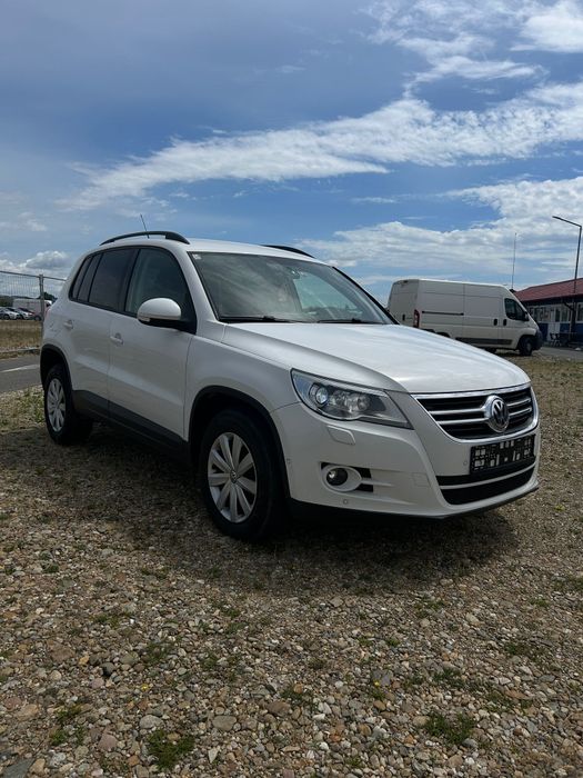 Vând VW Tiguan 2.0 TDI