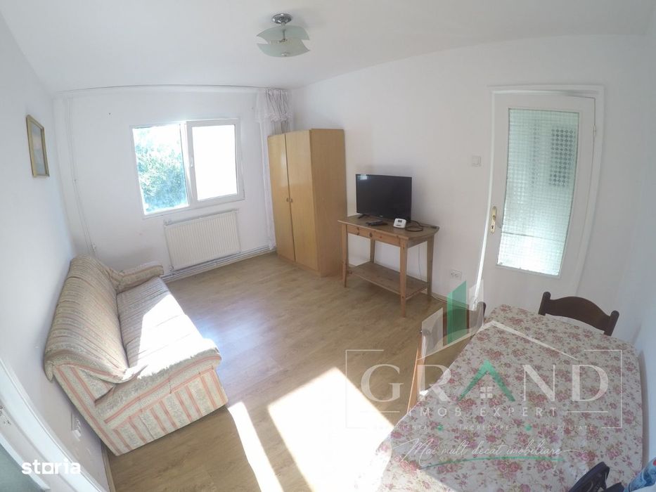 3 CAMERE DE VANZARE | MĂNĂȘTUR–Str.Mehedinti | Etaj 3/4