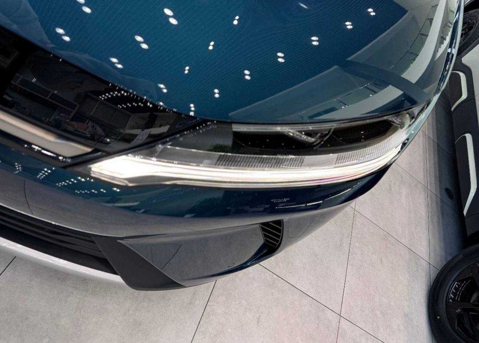 BYD Yuan up Electr va gibrit