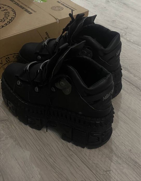 New Rock m wall 106 v 16