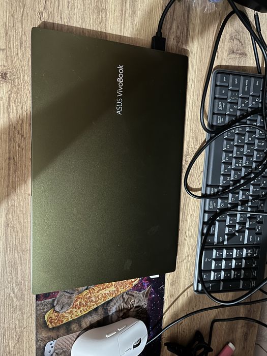 ASUS VivoBook S14