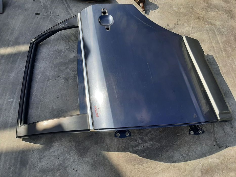 usa portiera stanga spate opel antara l07  dupa 2006