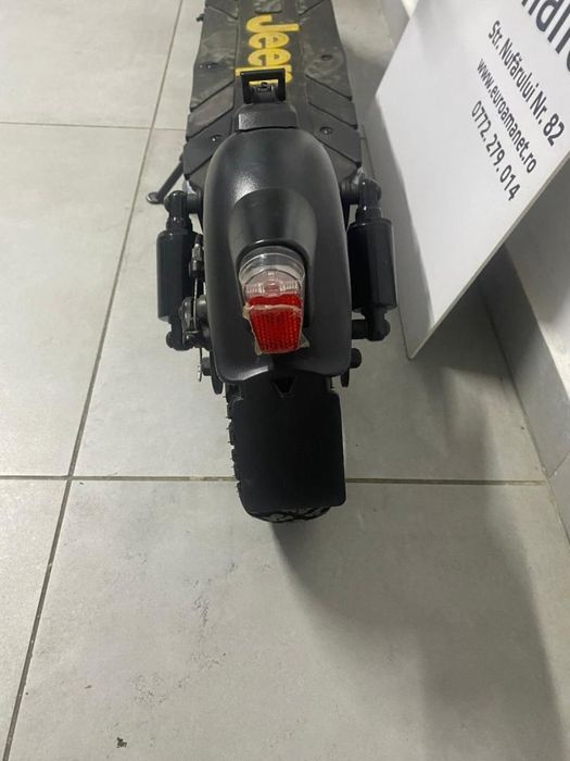 Trotineta electrica pliabila JEEP JE-MO-210006, 25 KM/H, 500W -N2-