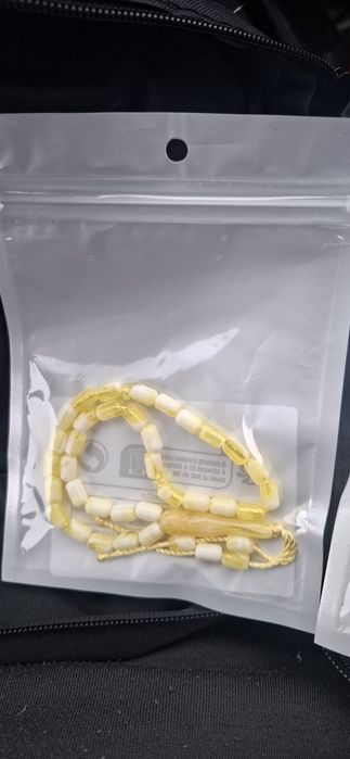 Поставка за чаша