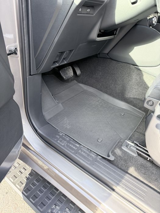 Резиновые коврики (полики) Toyota Land Cruiser Prado 250 / Lexus GX550