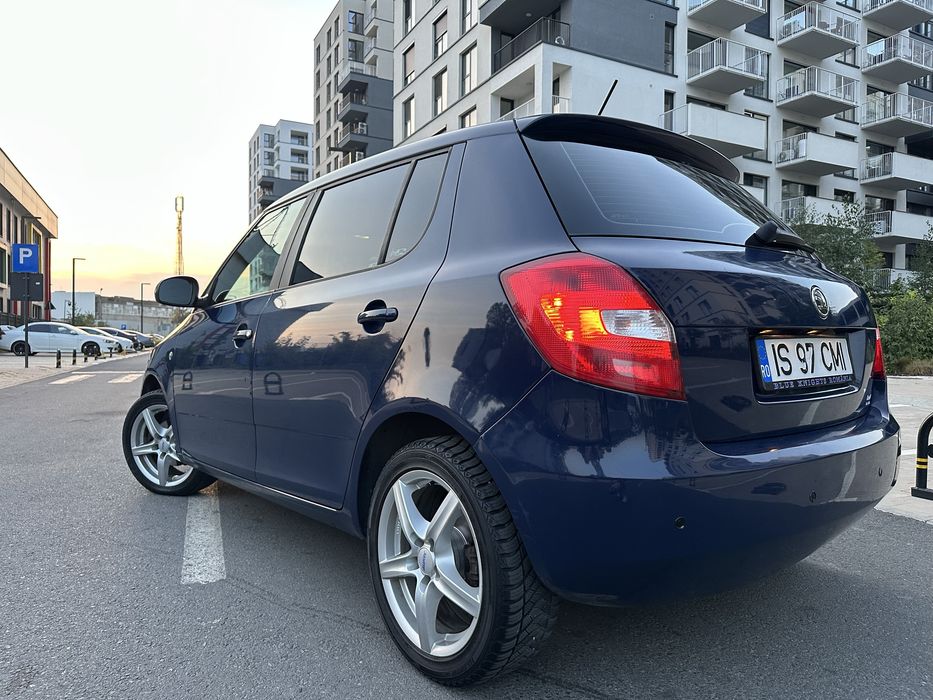 Skoda Fabia an 2015*Diesel 1,6tdi Euro 5*Proprietar Acte  la zi*Cumparata de noua de la Skoda Romania*