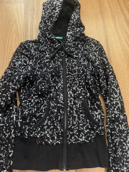 Дамско горнище изцяло в пайети