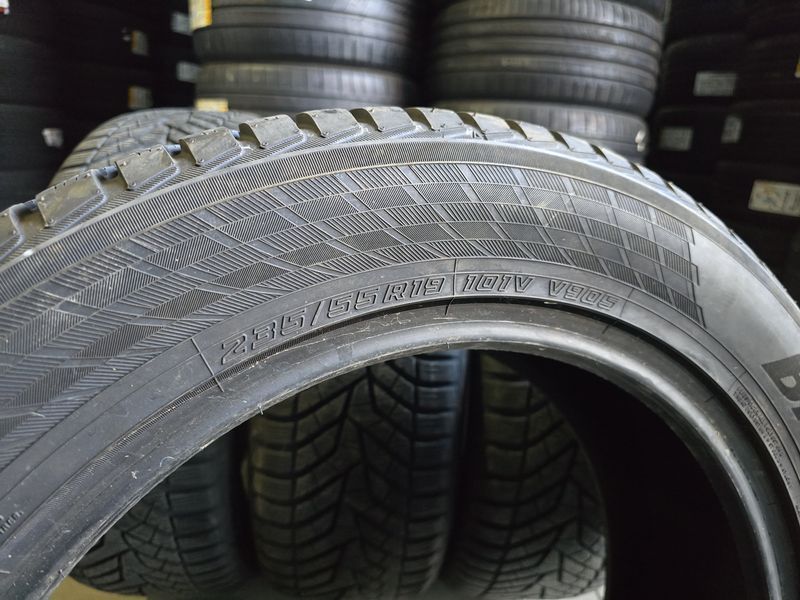 235/55/19 YOKOHAMA 4бр