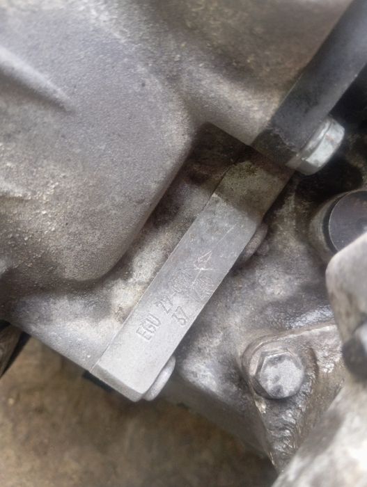 Каробка Фольксваген Пассат в3 в4