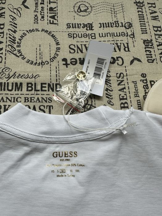 Guess original дамско горнище.Ново.M