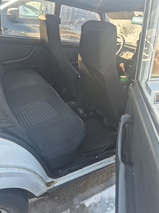 Vaz 2107 yil 1999 km 147000 gaz yoq