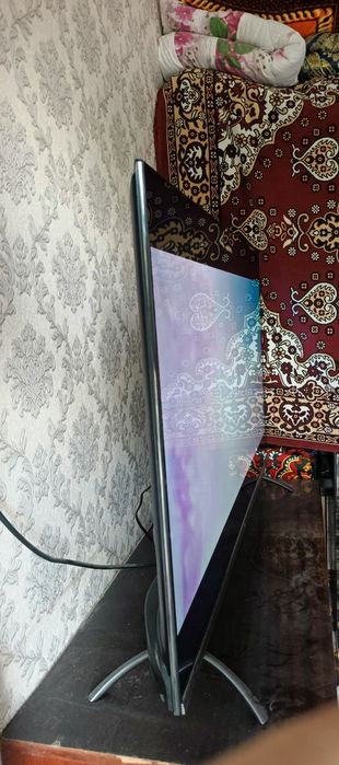 Televizor artel smart