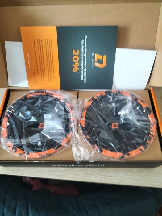 Продаю магнитола JVS и колонки баракуда