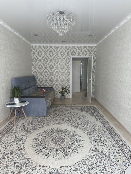 Продам 2 -комн. квартиру