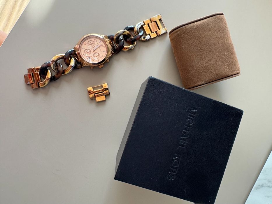 Дамски часовник Michael Kors MK4269 Runway Twist Chronograph