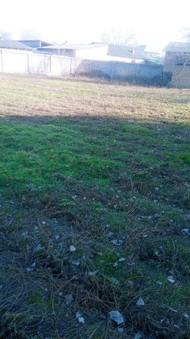 Yer sotiladi oladiganlar tel qilsin