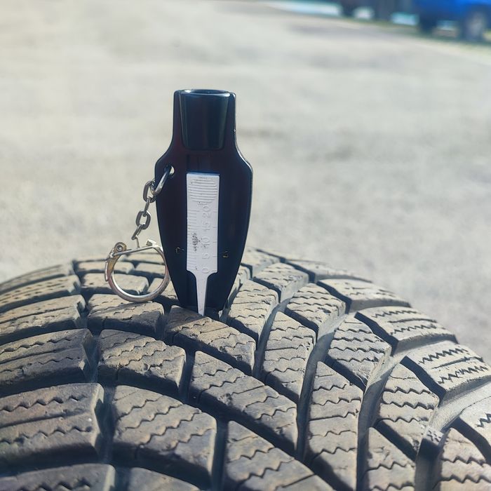 Bridgestone Blizzak 205/55 R16 DOT3122