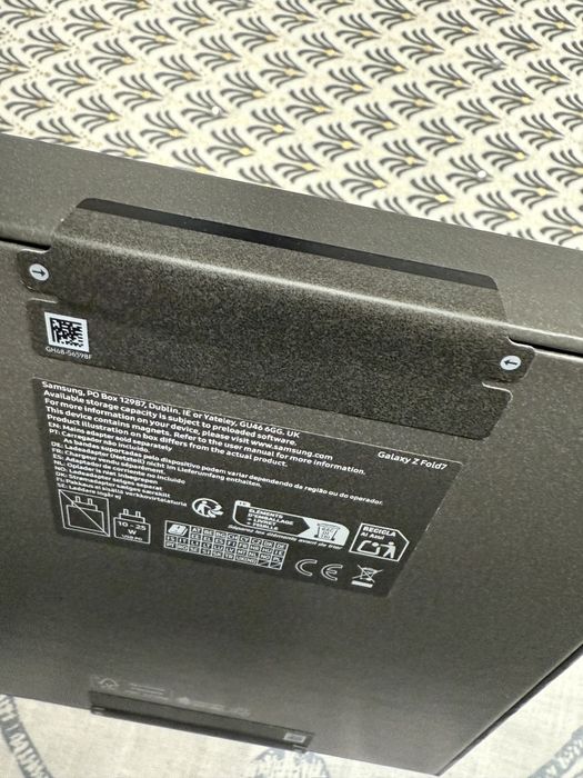 Samsung Galaxy Z Fold7 - Nou, Sigilat, Cutie originala