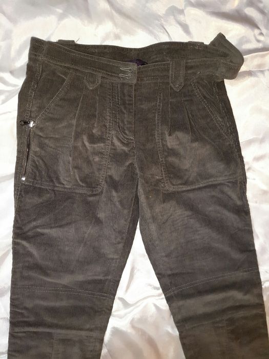 Страхотни сиви джинси