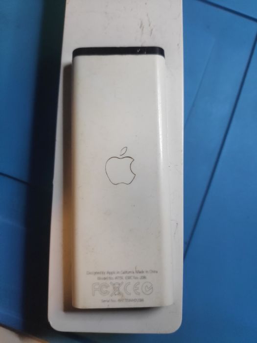 оригинальный пульт apple tv 1 го поколения