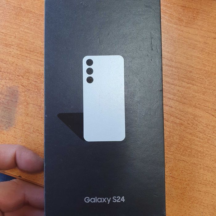 Nov Samsung  Galaxy S24 256gb