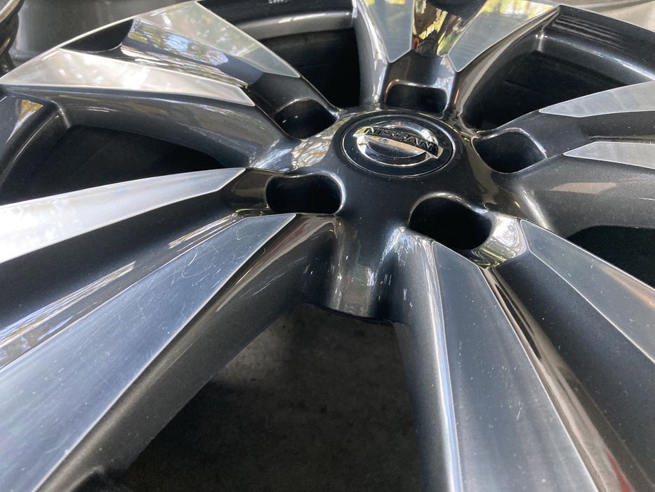 Оригинални джанти Nissan / Нисан 17" 5х114.3