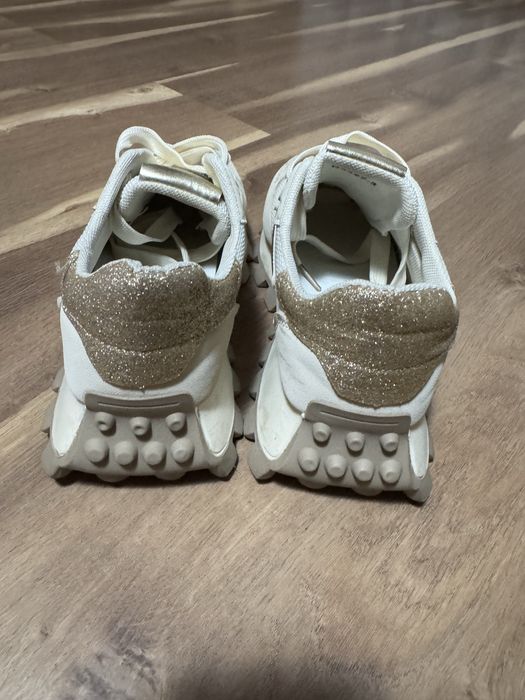 Дамски сникърси бежови