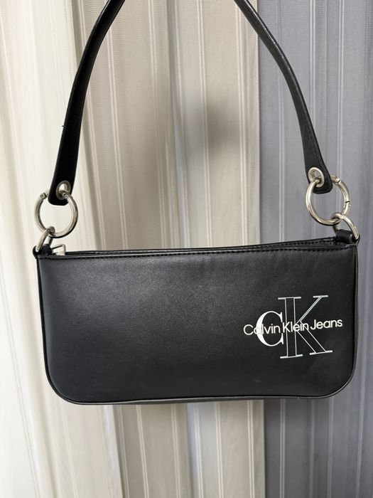 Дамска чанта calvin klein