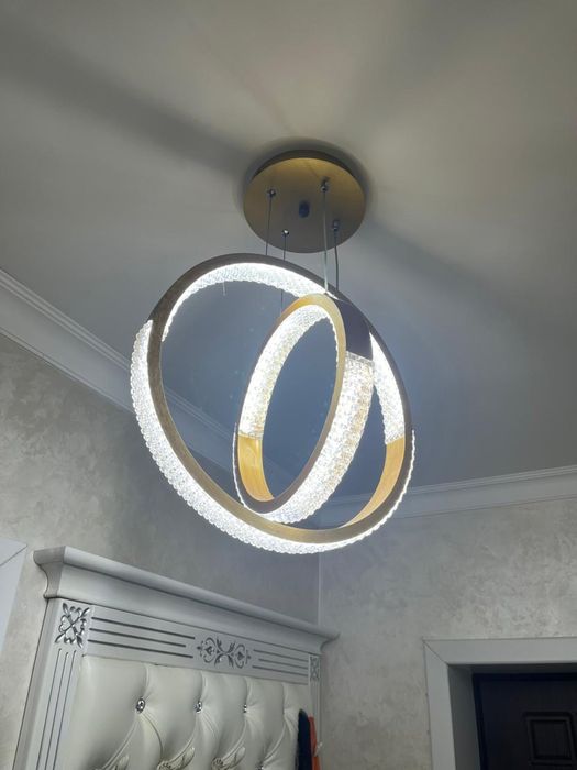 Адемы люстра