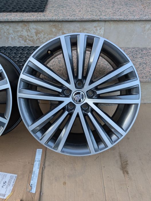 Jante ORIGINALE Skoda R19 Kodiaq Karoq Superb NS7 Sirius 565601025